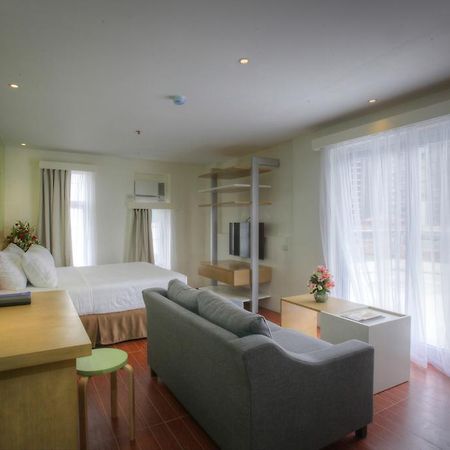 Fersal Hotel Makati Avenue Makati City Екстер'єр фото