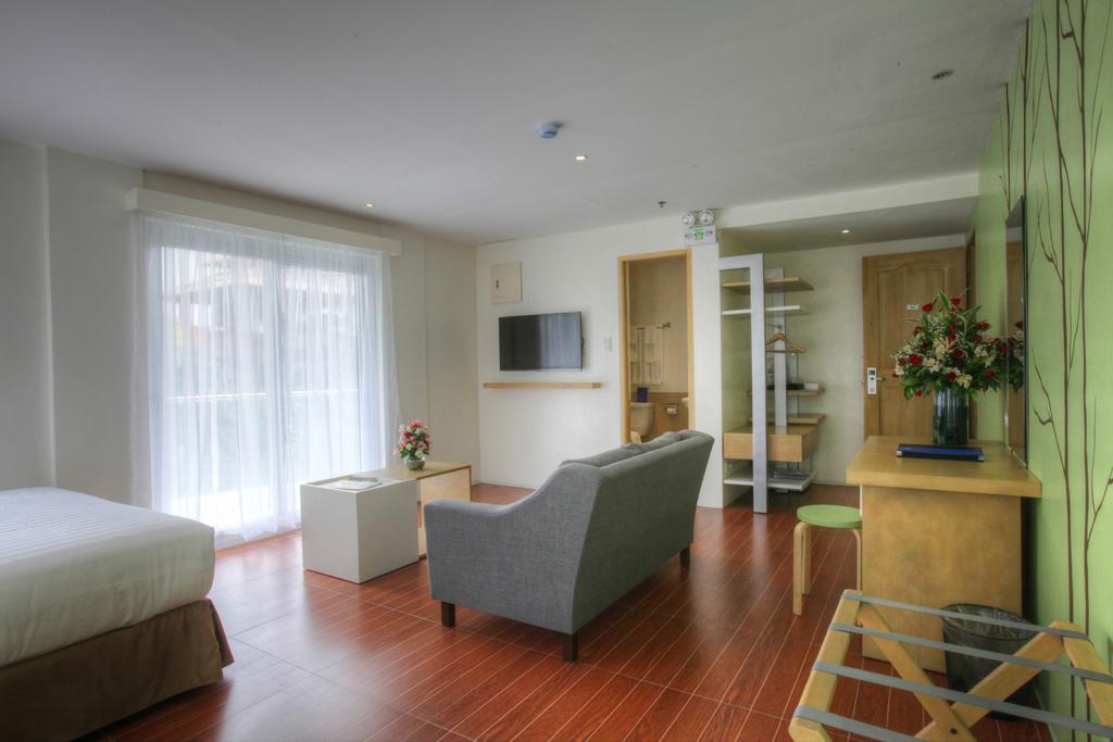 Fersal Hotel Makati Avenue Makati City Екстер'єр фото