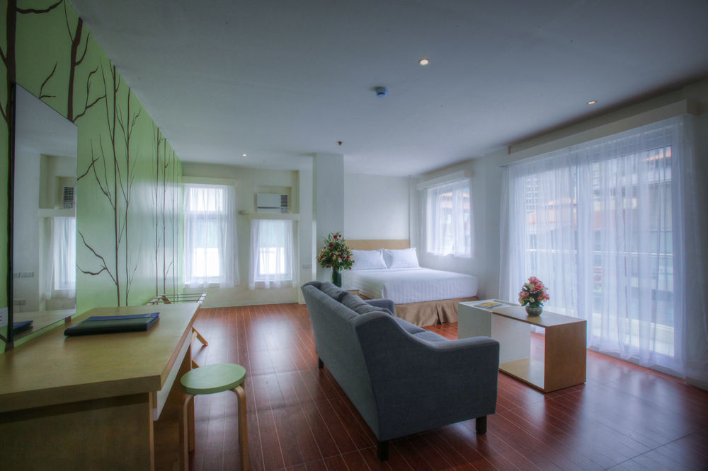 Fersal Hotel Makati Avenue Makati City Екстер'єр фото